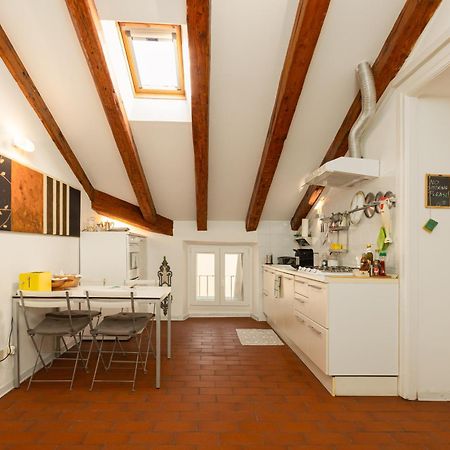 Mansarda 23 Apartman Trieszt Kültér fotó